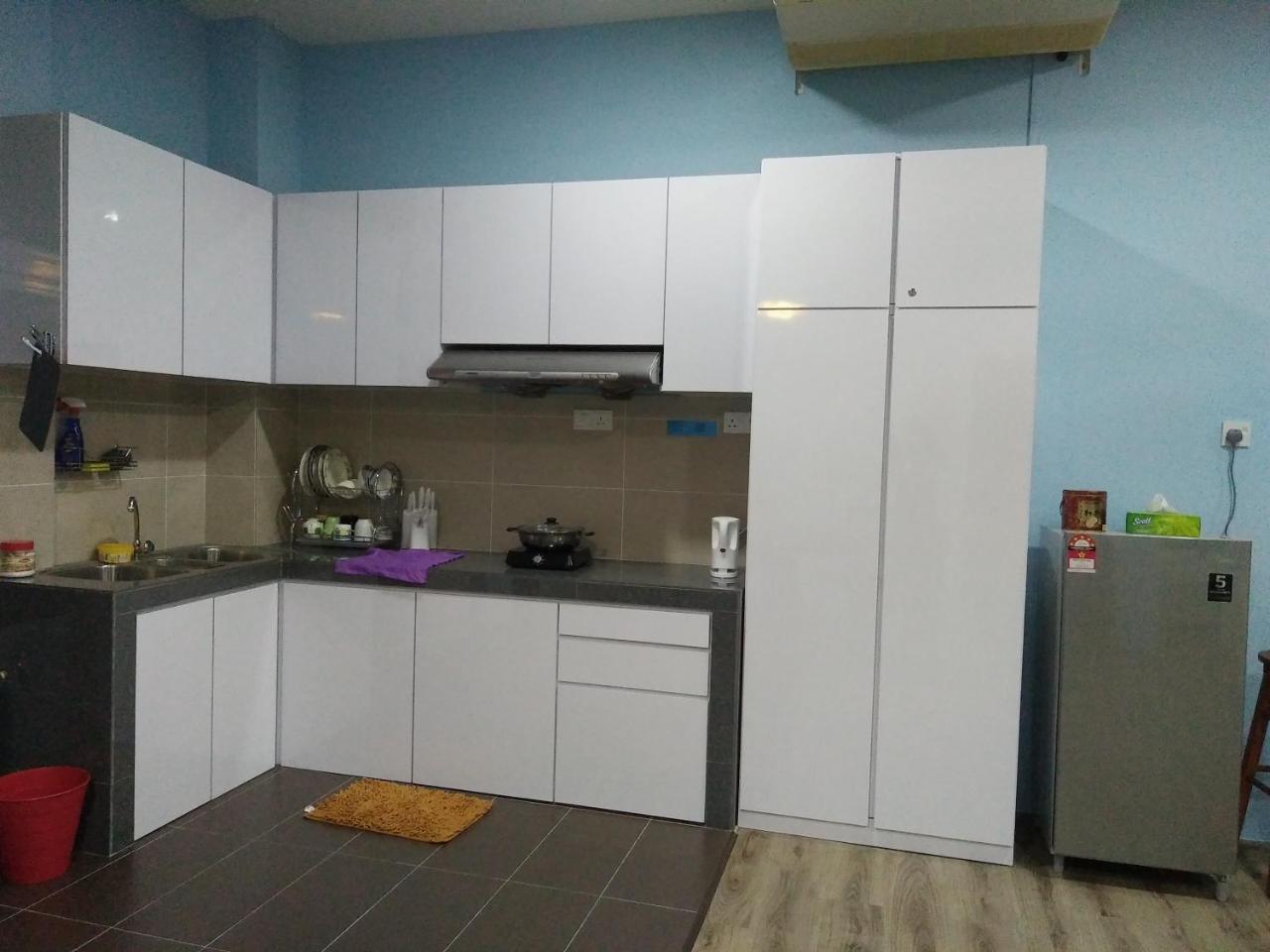Xenia Homestay Kuching Ngoại thất bức ảnh
